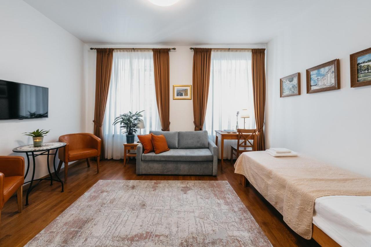 Cathedral Old Town Suites VNO Exterior photo