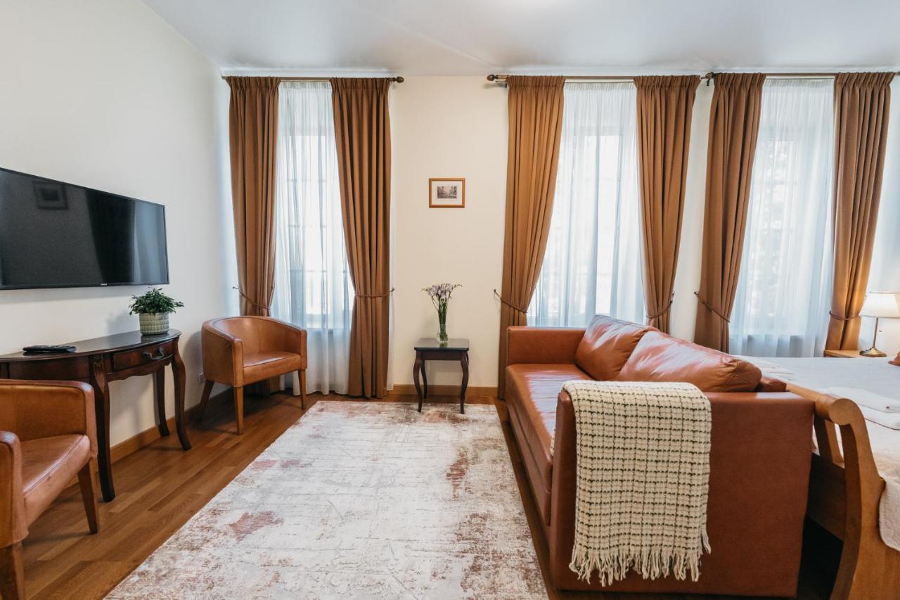 Cathedral Old Town Suites VNO Exterior photo